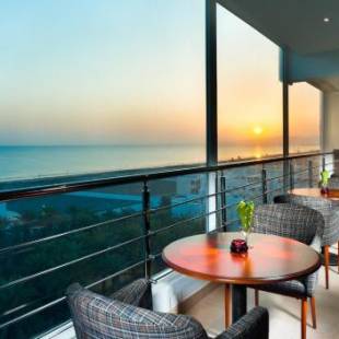 Фотографии гостиницы 
            Amouage Al Hail Hotel MANAGED BY CENTARA