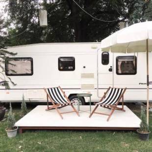 Фотографии кемпинга
Nice Nite Campervans