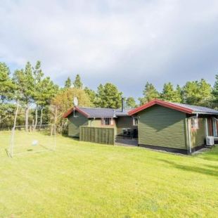 Фотография гостевого дома Holiday home Blåvand CXXVII