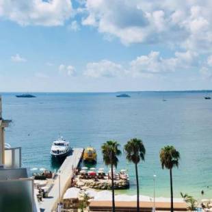 Фотографии гостиницы
Hotel Courbet