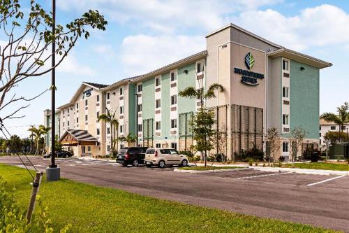 Фотографии гостиницы
WoodSpring Suites Doral Miami Airport