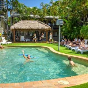 Фотографии хостела
Budds In Surfers Backpackers