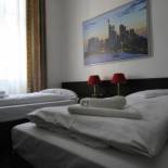 Фотография гостиницы Carlton Hotel