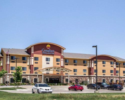 Фотография гостиницы Comfort Inn & Suites Glenpool