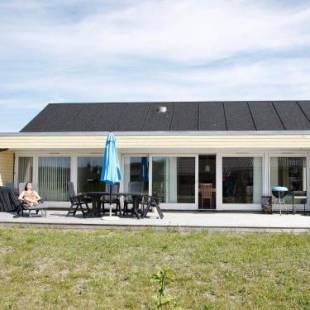 Фотографии гостевого дома
Three-Bedroom Holiday home in Brovst 22