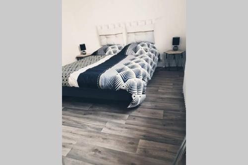 Фотографии гостевого дома
Wifi Clim Garage Jardin BBQ Cosy House