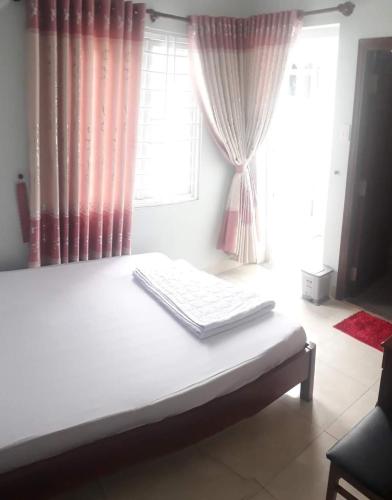 Фотографии гостиницы 
            Hoa Dân Hotel