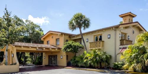Фотографии мини отеля
Red Roof Inn Tampa Bay - St. Petersburg