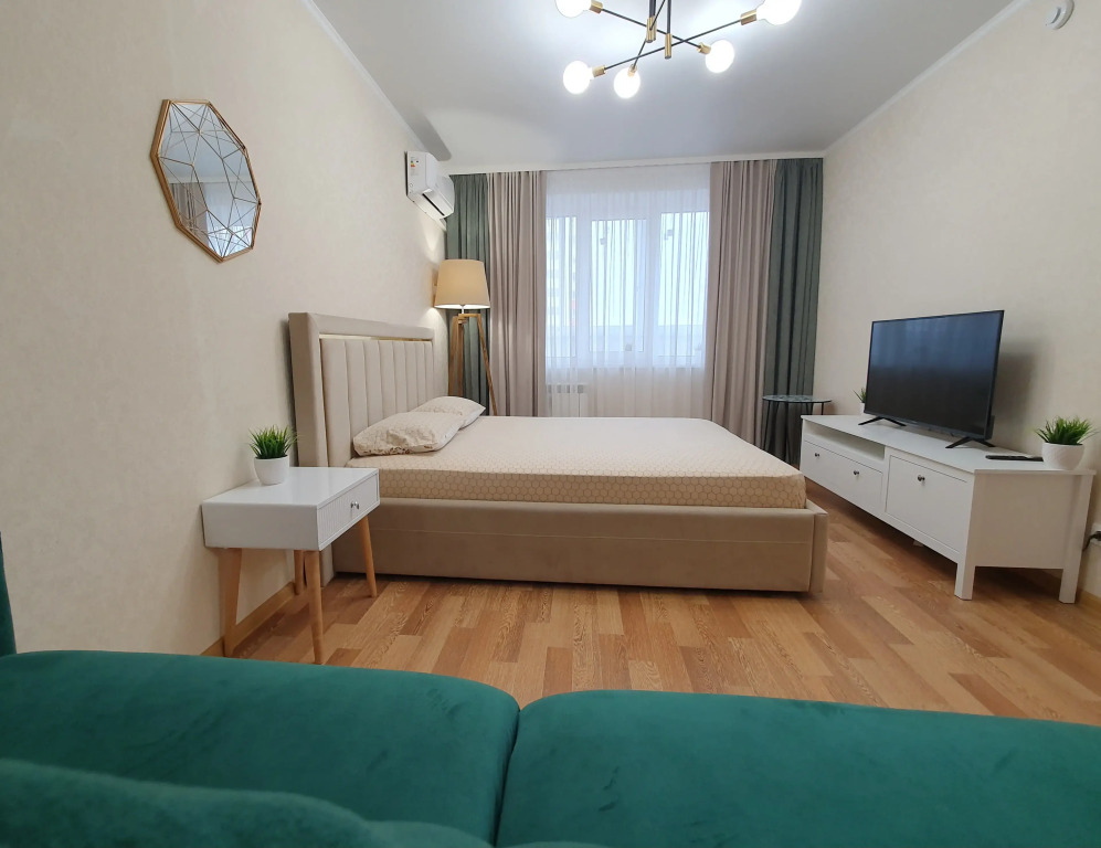 Фотография квартиры Квартира Виталий HouseRent Двухкомнатная по пр. Строителей, 80