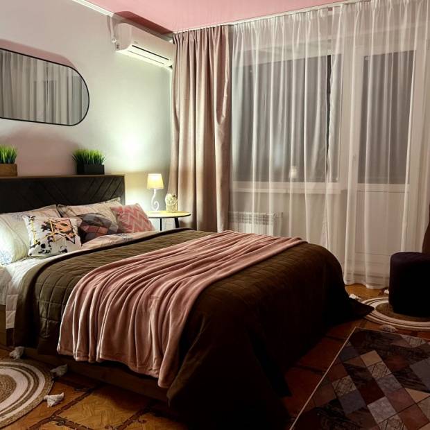 Фотографии квартиры
Апартаменты в тихом районе на восьмом этаже