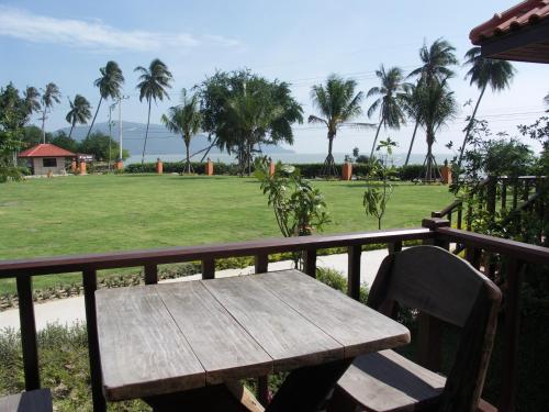 Фотография гостиницы Sailom Resort Bangsaphan