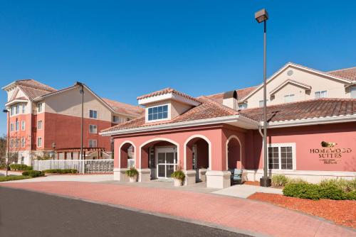 Фотография гостиницы Homewood Suites by Hilton Jacksonville-South/St. Johns Ctr.