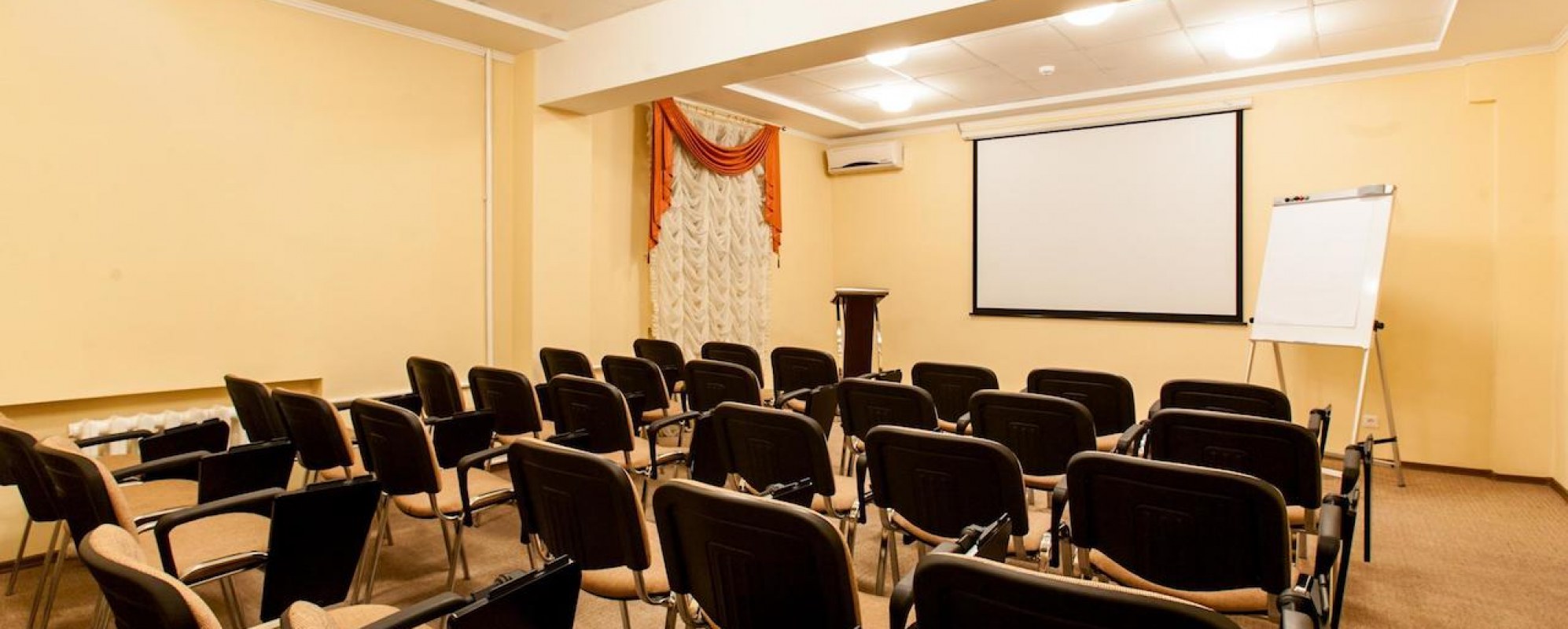 Фотографии конференц-зала Ретро