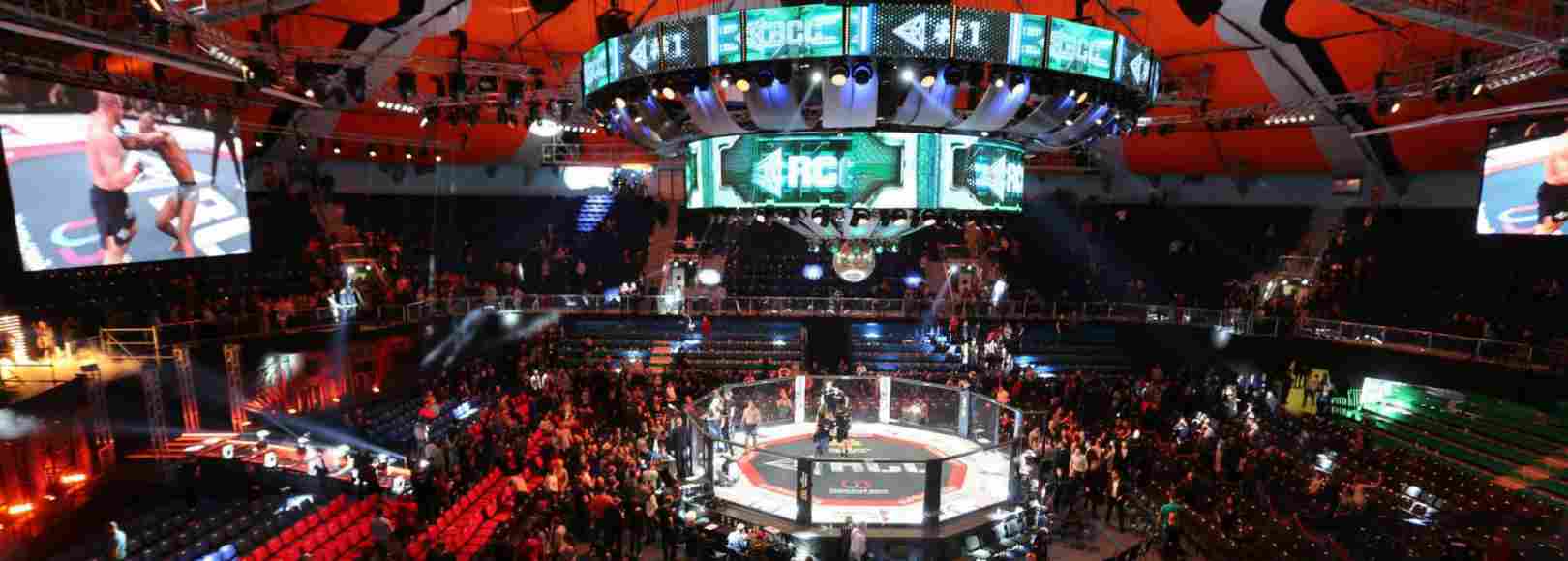 Фотография конференц-зала Главная спортивная площадка ДИВС