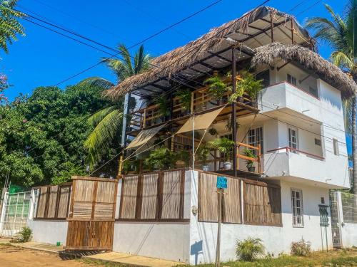 Фотография гостиницы Shaka House