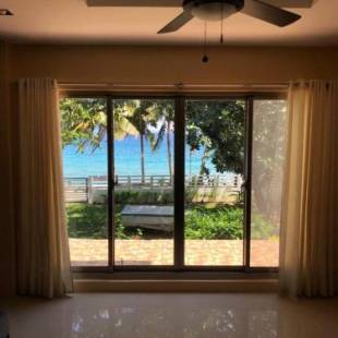 Фотографии гостиницы
Amami Beachfront Villa with Private Beach