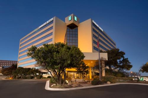 Фотография гостиницы Embassy Suites San Antonio Airport