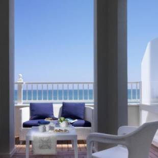 Фотографии гостиницы 
            Hotel Tiffany's