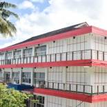 Фотография гостиницы RedDoorz Plus @ Tirta Kencana Hotel