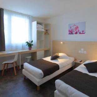 Фотографии гостиницы 
            Hotel Paris Saint-Ouen