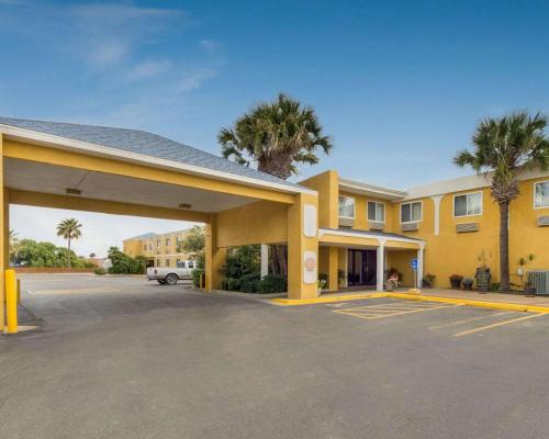 Фотография гостиницы Quality Inn & Suites Corpus Christi