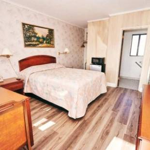 Фотографии гостиницы
7 Inn