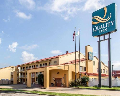 Фотография гостиницы Quality Inn Tulsa Central