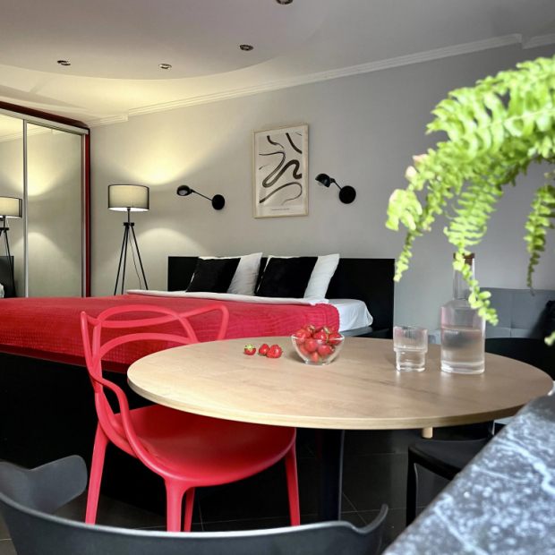 Фотографии квартиры 
            ApartMari Стильная студия в центре Калининграда