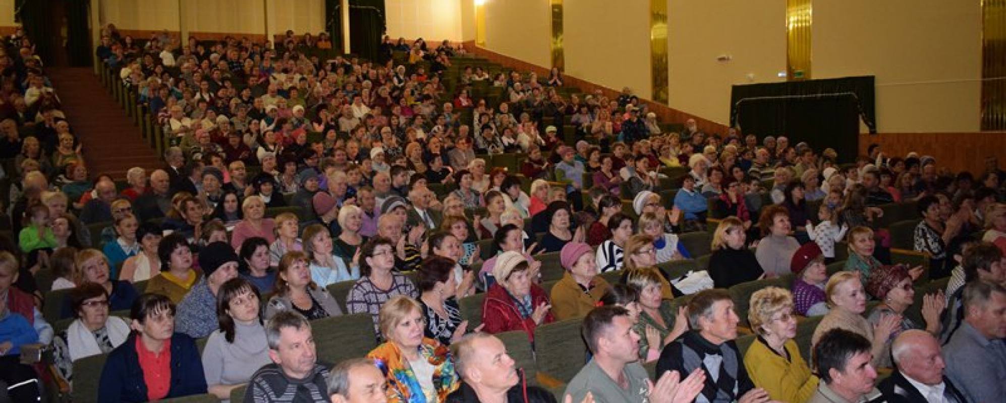 Фотографии концертного зала Зрительный зал ДК Текстильщик