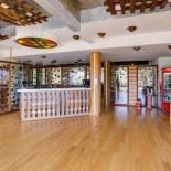 Фотография гостиницы Adoro Hotel