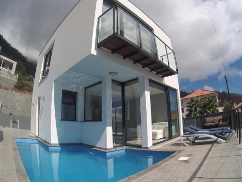 Фотография гостевого дома Hillside Villa