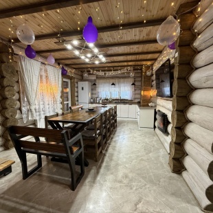 Фотография Коттеджа Частный дом Бревенчатый дом в 10 мин от центра города