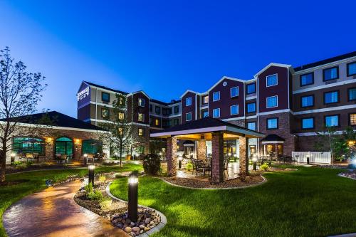 Фотография гостиницы Staybridge Suites Bismarck, an IHG Hotel