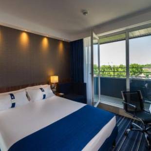 Фотографии гостиницы
Holiday Inn Express Strasbourg Centre, an IHG Hotel