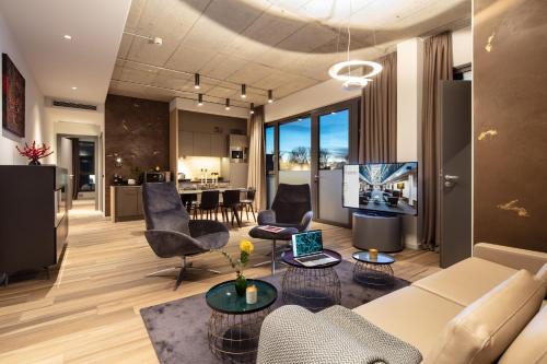 Фотография апарт отеля Golden Ball, Exclusive Serviced Apartments Munich