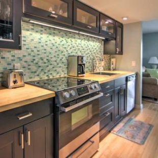 Фотография гостевого дома Hilton Head Resort Condo half Mi to Coligny Beach!