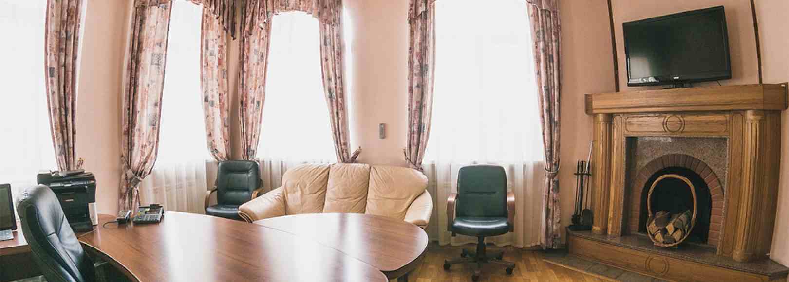 Фотография комнаты для переговоров Каминный зал