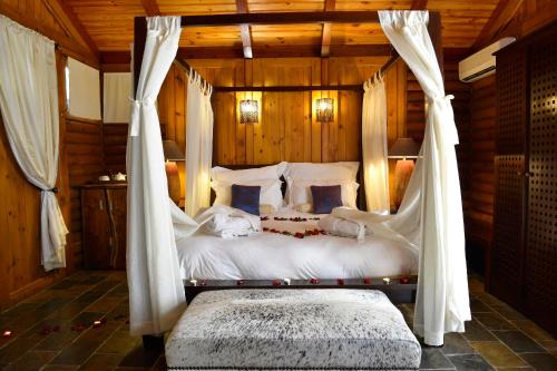 Фотография базы отдыха Lodge Roche Tamarin