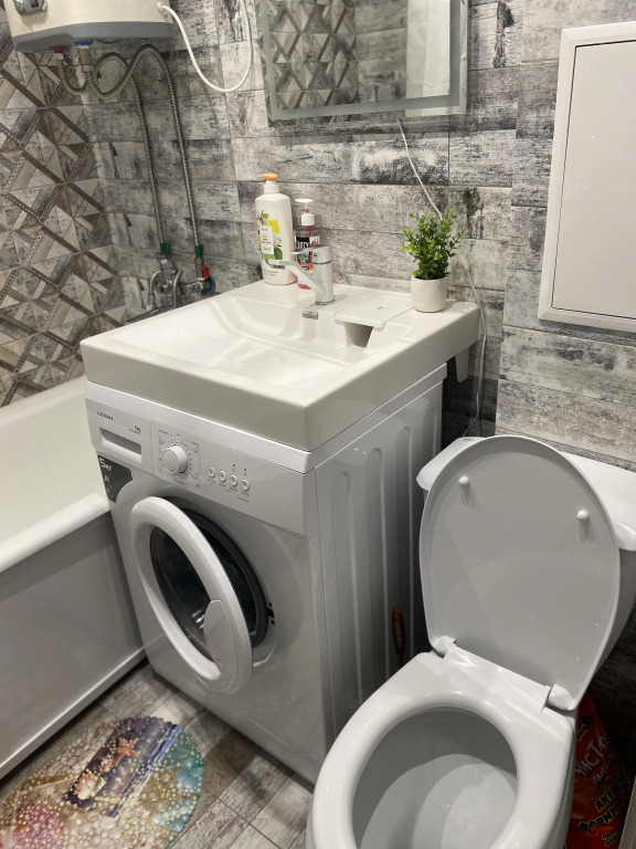 Фотография квартиры Квартира Сдам Уютную 2-К