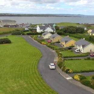 Фотографии гостевого дома
Spanish Point Holiday Homes