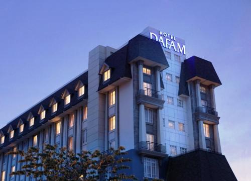 Фотография гостиницы Hotel Dafam Semarang