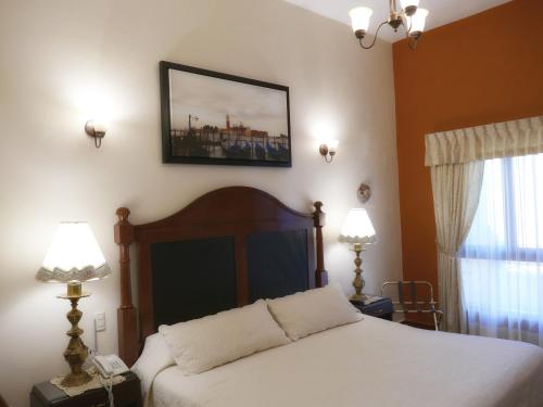 Фотография гостиницы El Meson de los Poetas