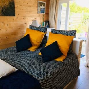 Фотографии мини отеля
La cabine "petite chambre atypique" à la VILLA PLEIN VENT