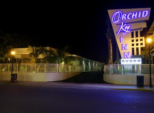 Фотография гостиницы Orchid Key Inn - Adults Only