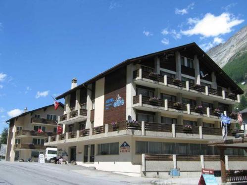 Фотография гостиницы Hotel Elite Täsch