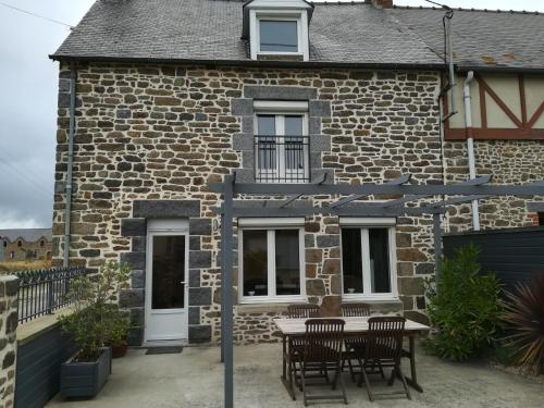 Фотография гостевого дома La maison du chêne 3