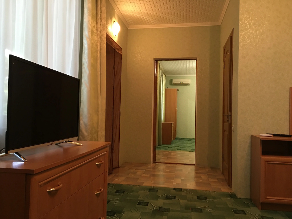 Фотография Коттеджа Частный дом Домик без докучливых хозяев