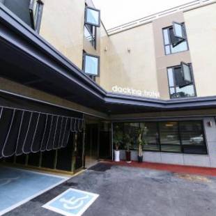 Фотографии гостиницы
Docking Hotel