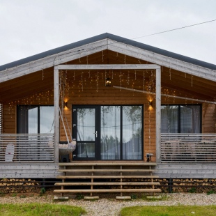 Фотография Коттеджа Частный дом с панорамными окнами у озера