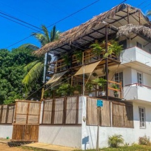 Фотография гостиницы Shaka House